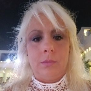 Meet your Posher, Tonya
